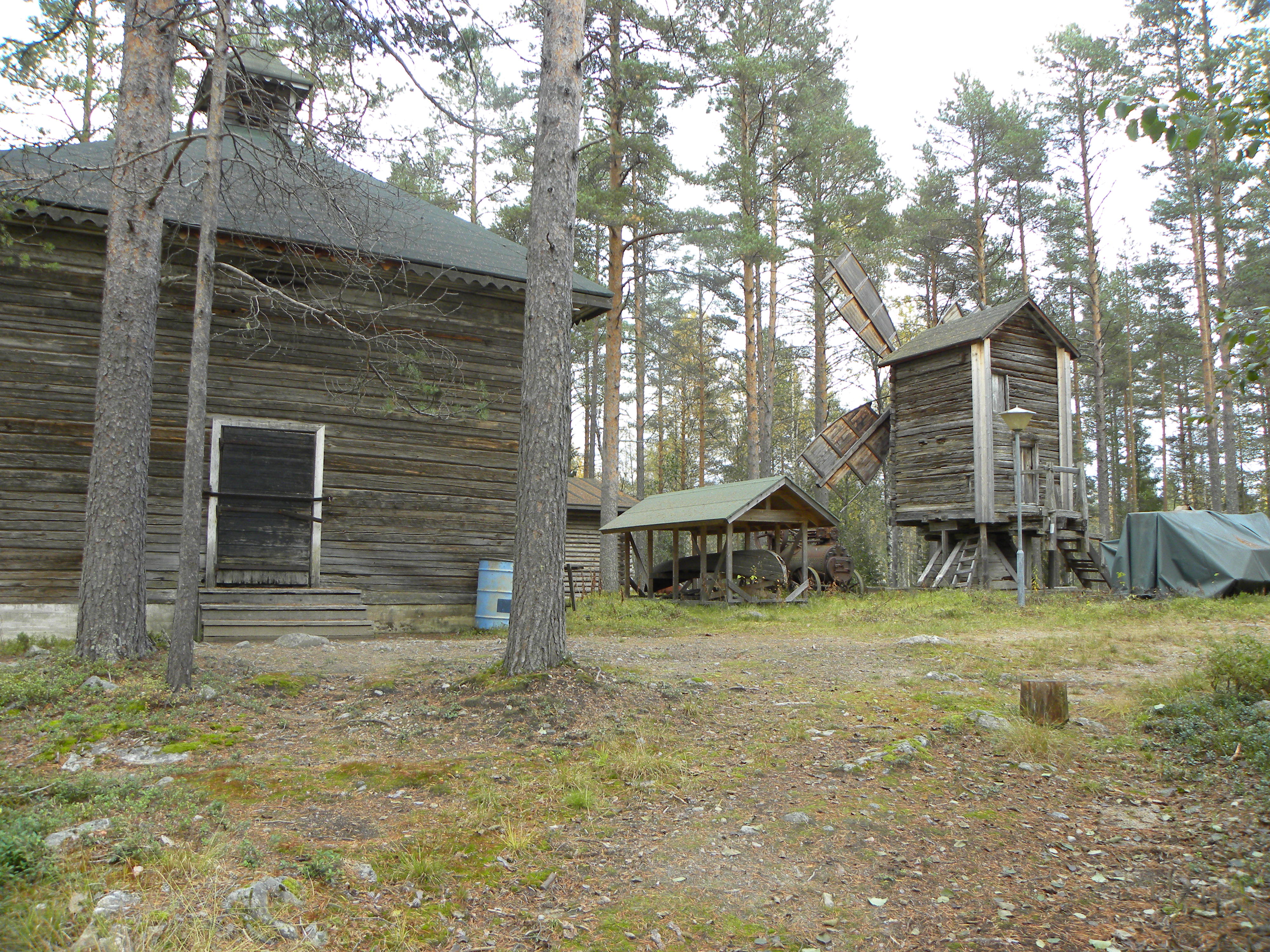 Kotiseutumuseon rakennuksia